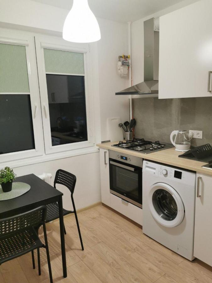 Modern Studio Debreceno, Self-Check-In, Free Parking Κλαϊπέντα Εξωτερικό φωτογραφία