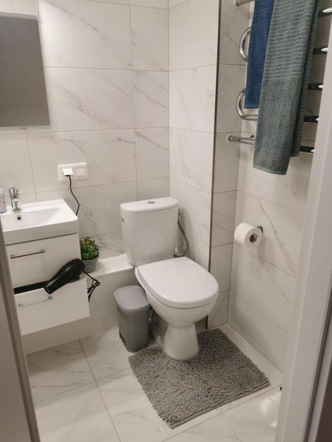 Modern Studio Debreceno, Self-Check-In, Free Parking Κλαϊπέντα Εξωτερικό φωτογραφία